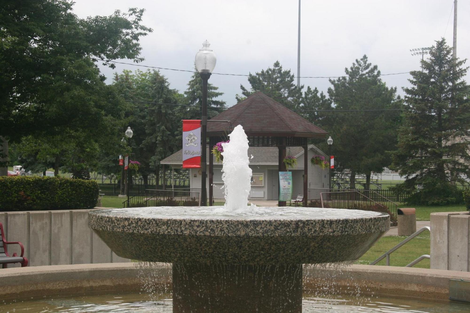 Fountain Inn Van Wert Exteriör bild